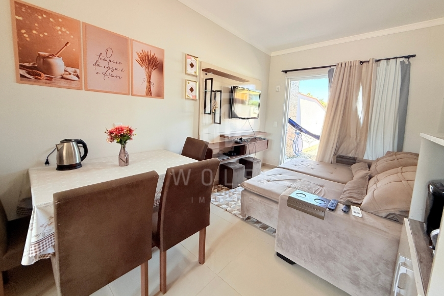 JD1660 - Casa Mobiliada com espaçosa área livre nos fundos em Itajuba