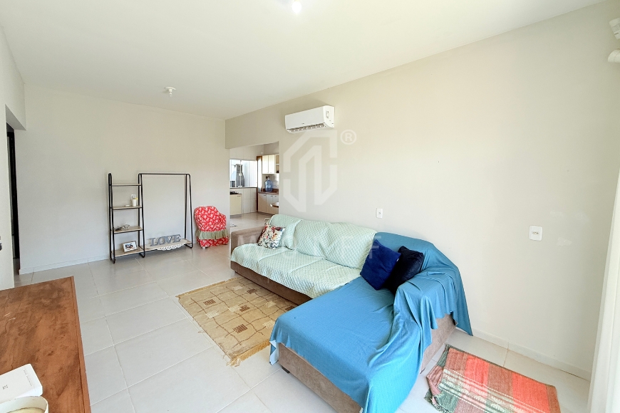 JD1661 - Casa com 3 dormitórios e espaço de festas no Itacolomi