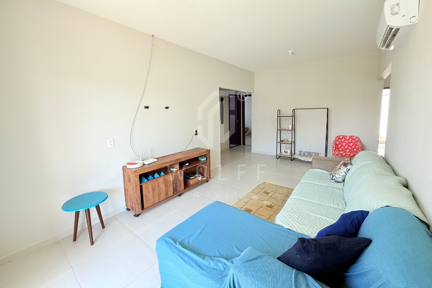 JD1661 - Casa com 3 dormitórios e espaço de festas no Itacolomi