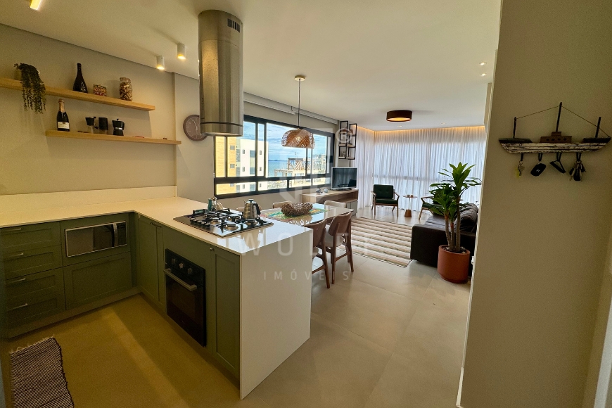 JD1662 - Apartamento semimobiliado na quadra mar