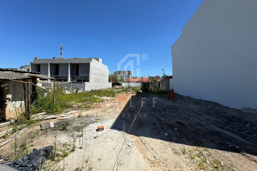 JD1663 - Terreno com 300m² no Itacolomi