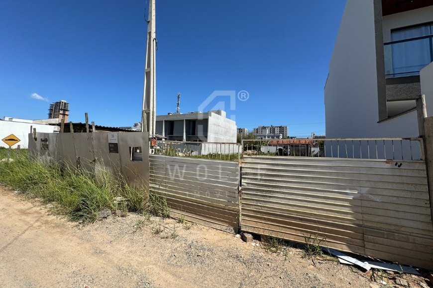 JD1663 - Terreno com 300m² no Itacolomi