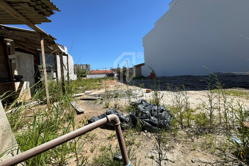 JD1663 - Terreno com 300m² no Itacolomi