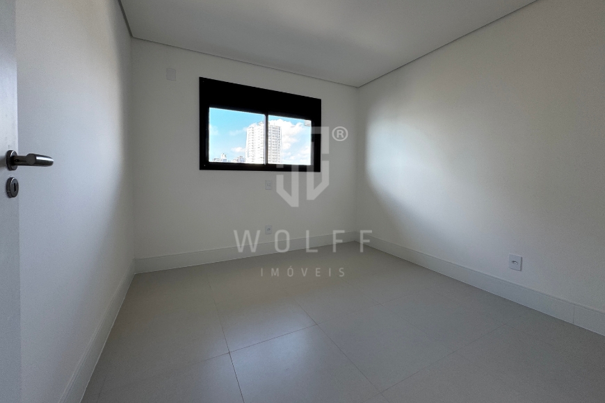 JD1666 - Apartamento a 120 metros da praia na região central 