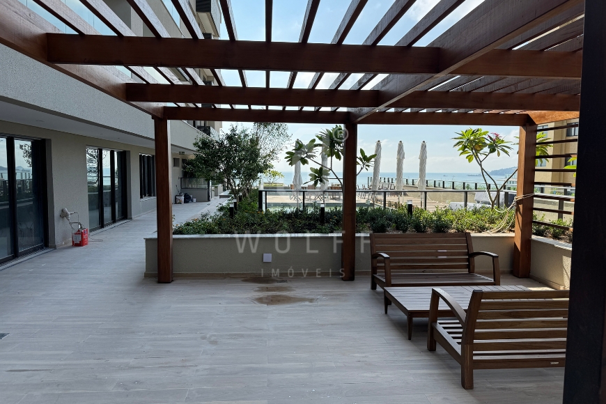 JD1666 - Apartamento a 120 metros da praia na região central 