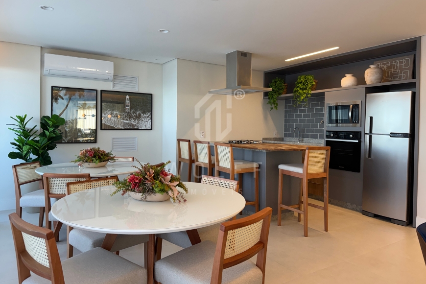 JD1666 - Apartamento a 120 metros da praia na região central 
