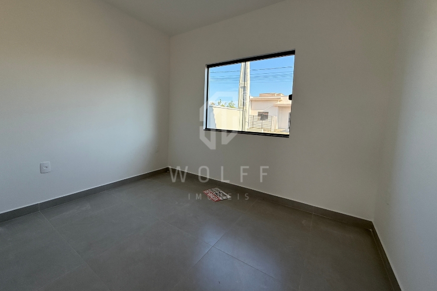 JD1668 - Casa com ótimo espaço de terreno em Itajuba 