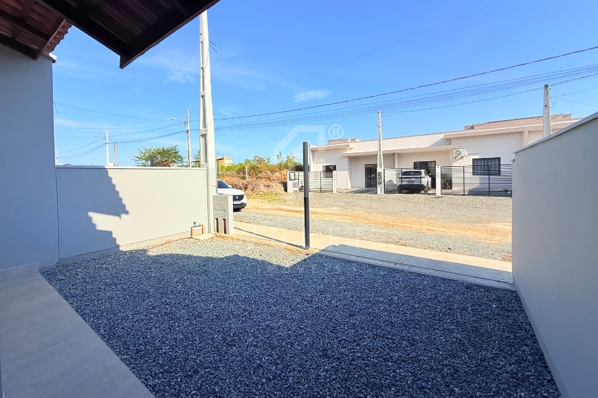 JD1668 - Casa com ótimo espaço de terreno em Itajuba 