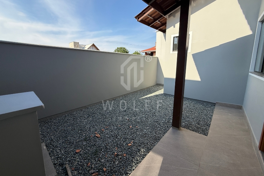 JD1668 - Casa com ótimo espaço de terreno em Itajuba 