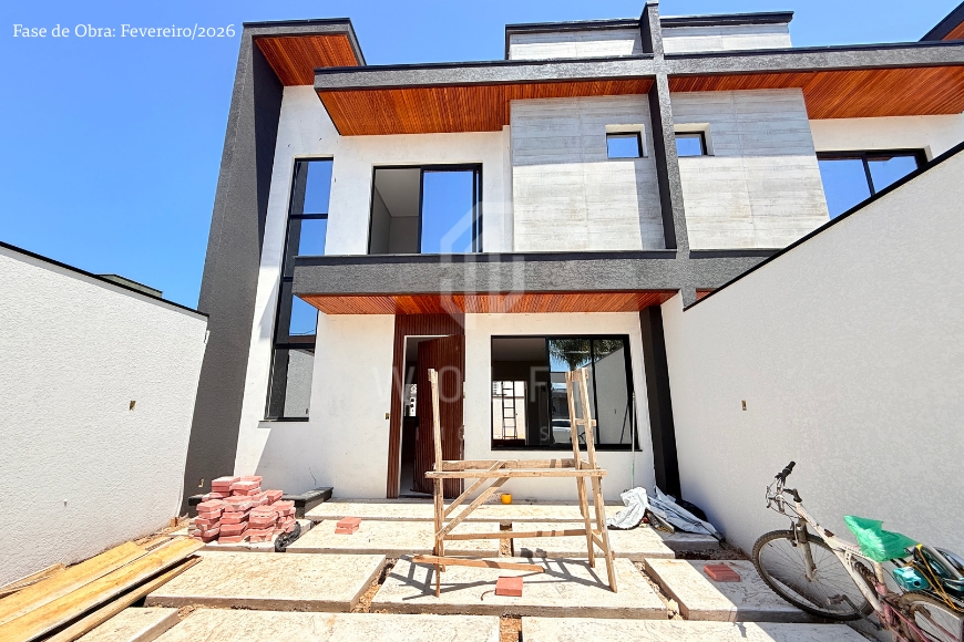 JD1678 - Sobrado com piscina e área de festas em Itajuba