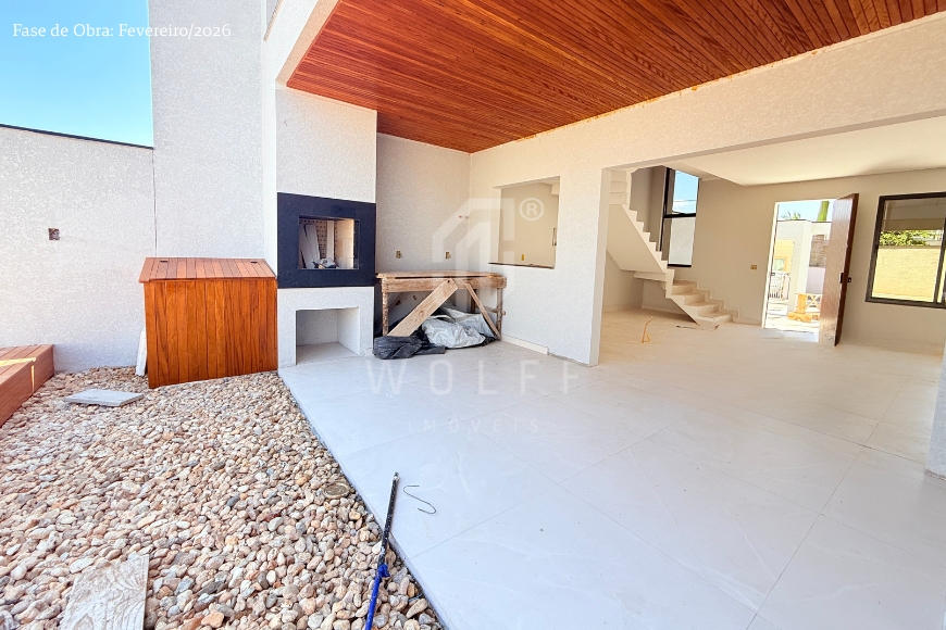 JD1678 - Sobrado com piscina e área de festas em Itajuba