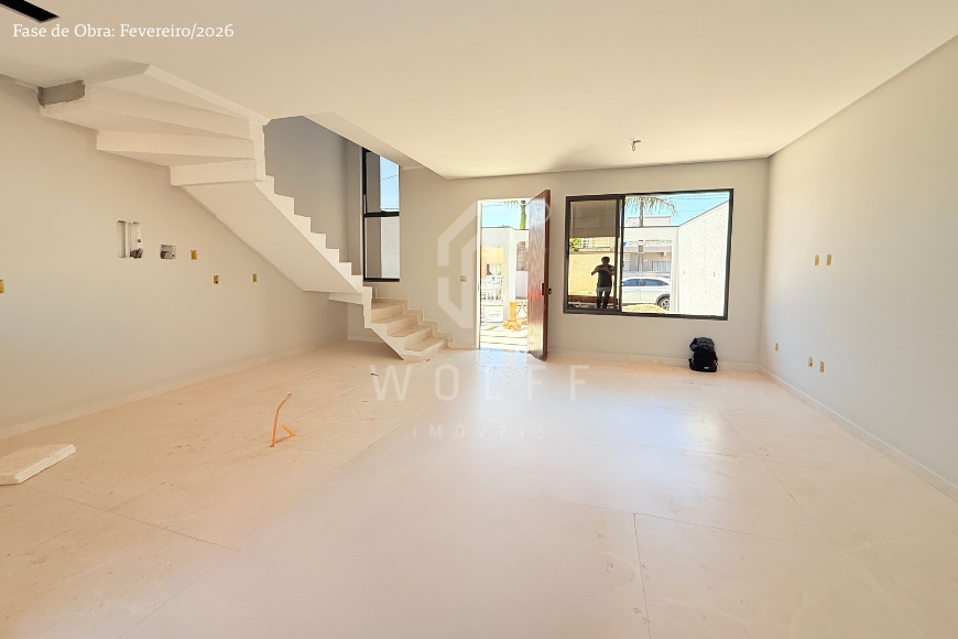 JD1678 - Sobrado com piscina e área de festas em Itajuba