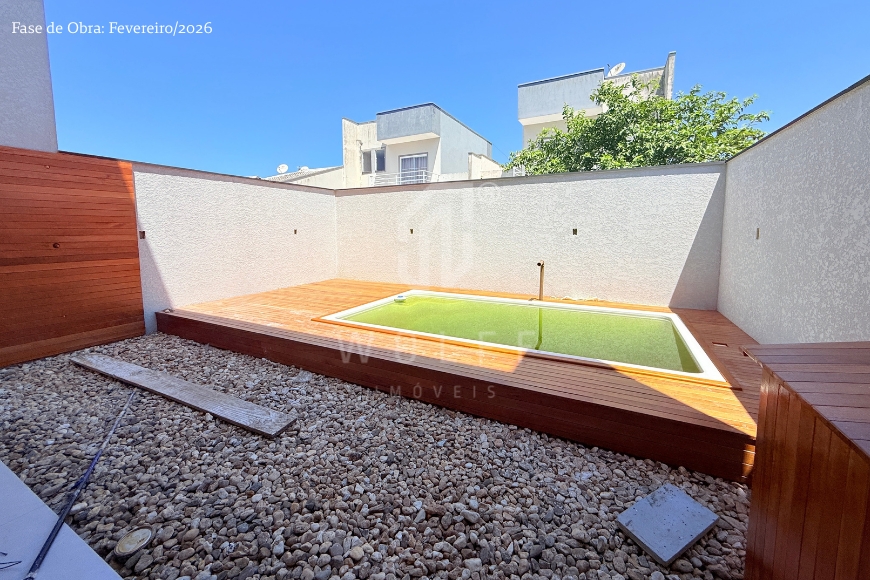 JD1678 - Sobrado com piscina e área de festas em Itajuba