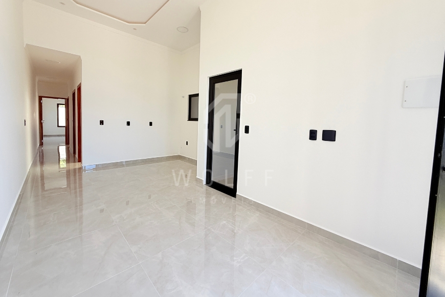 JD1684 - Casa Belíssima com corredor lateral em Itajuba