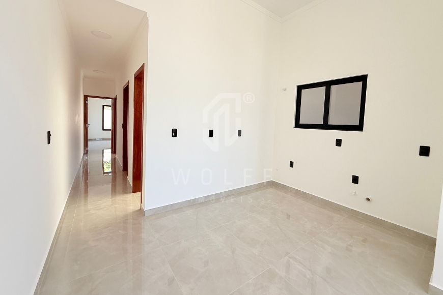 JD1684 - Casa Belíssima com corredor lateral em Itajuba