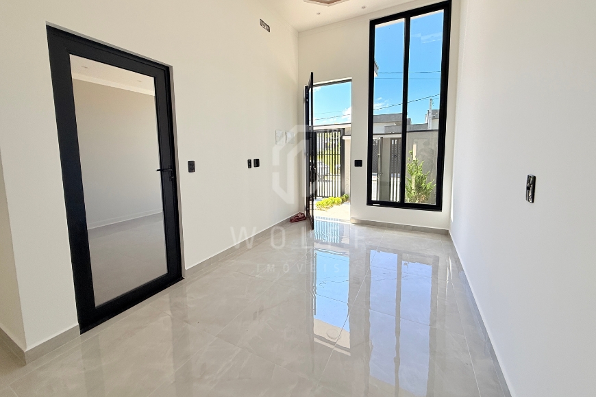 JD1684 - Casa Belíssima com corredor lateral em Itajuba