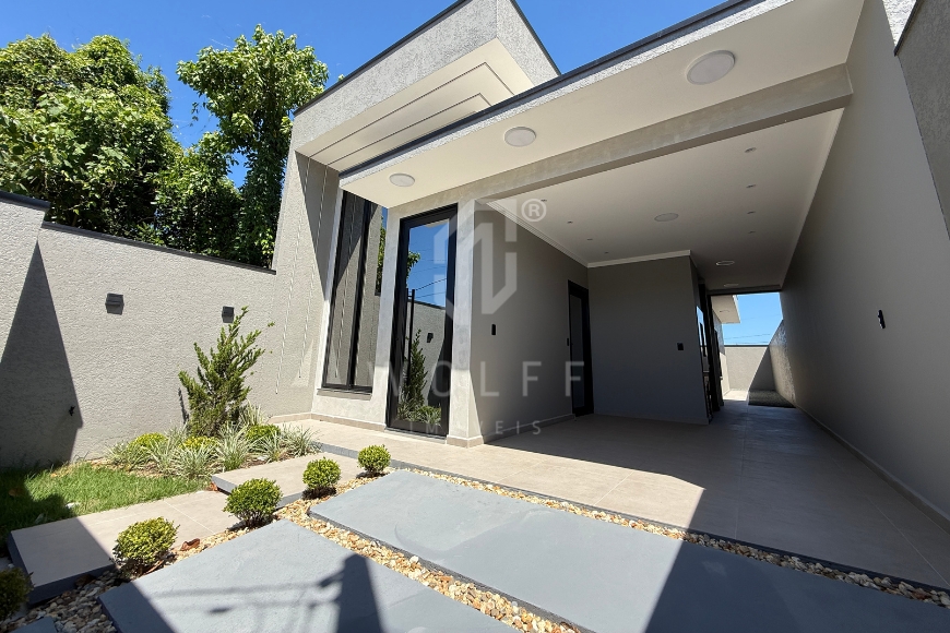 JD1684 - Casa Belíssima com corredor lateral em Itajuba