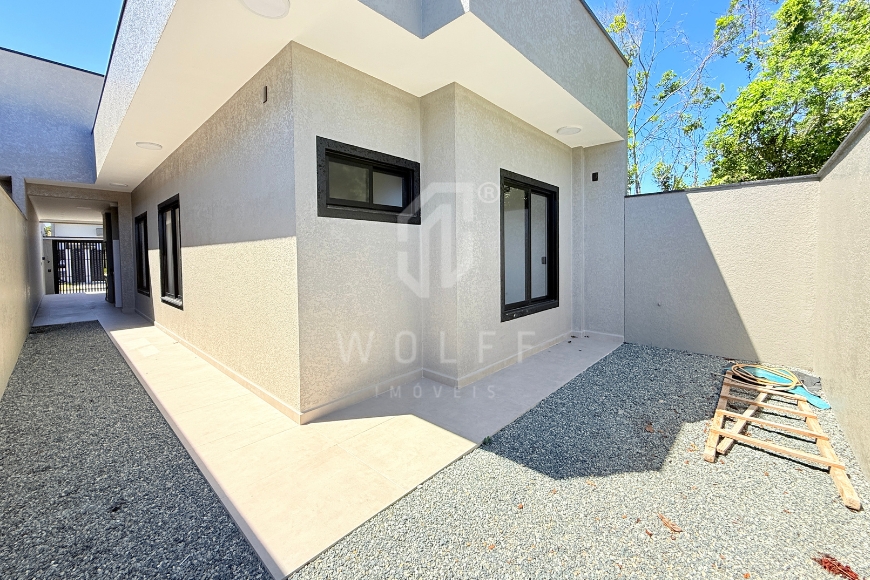 JD1684 - Casa Belíssima com corredor lateral em Itajuba