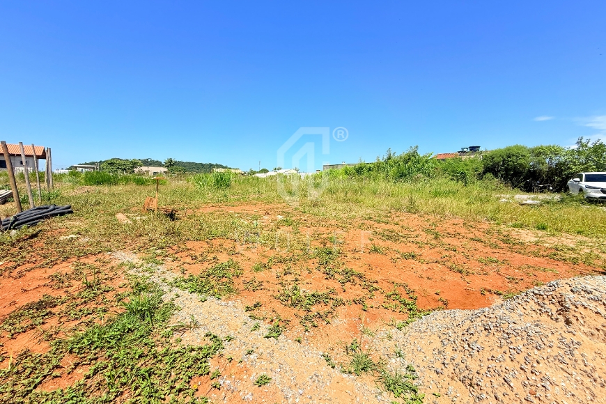 JD1685 - Terreno plano com 300m2² e pronto para construir em Itajuba
