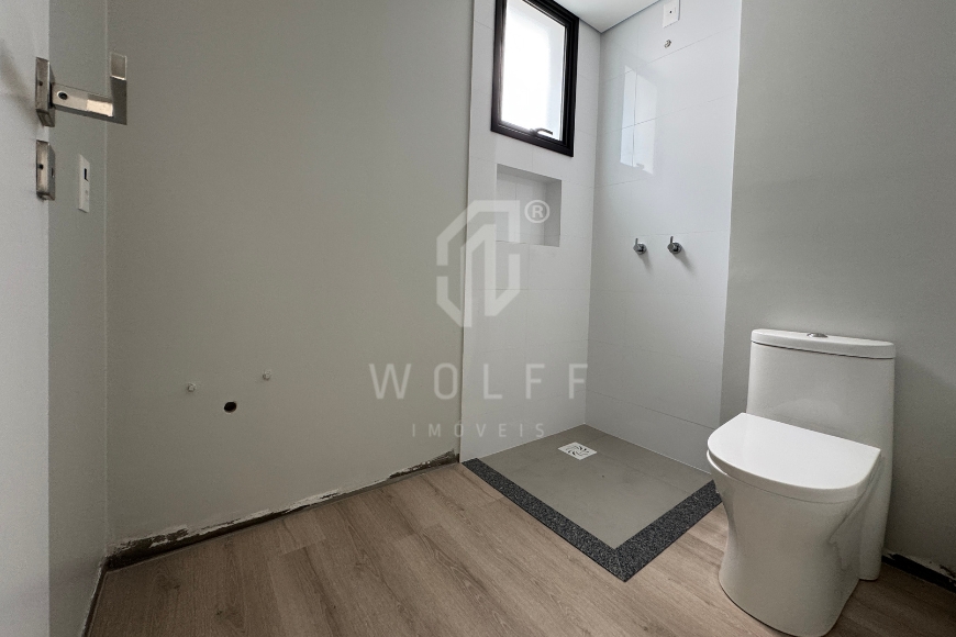 JD1686 - Apartamento com 03 dormitórios em Balneário Piçarras/SC