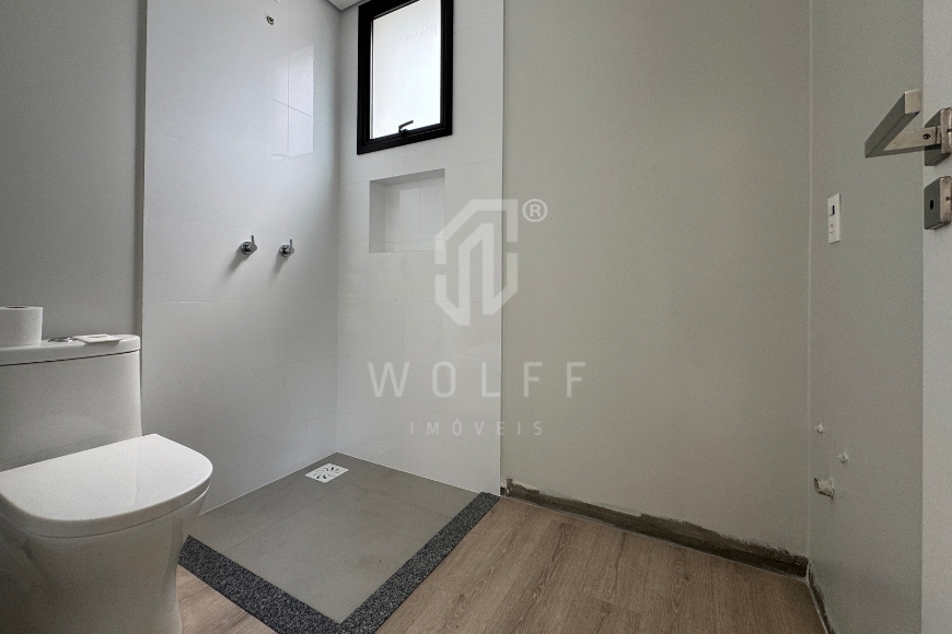 JD1686 - Apartamento com 03 dormitórios em Balneário Piçarras/SC
