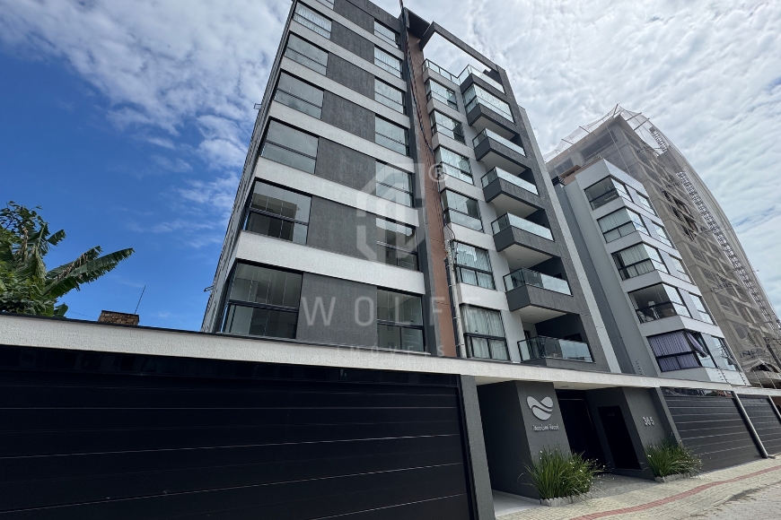 JD1686 - Apartamento com 03 dormitórios em Balneário Piçarras/SC