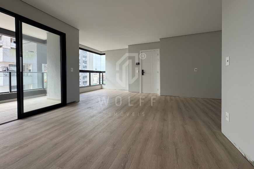 JD1686 - Apartamento com 03 dormitórios em Balneário Piçarras/SC