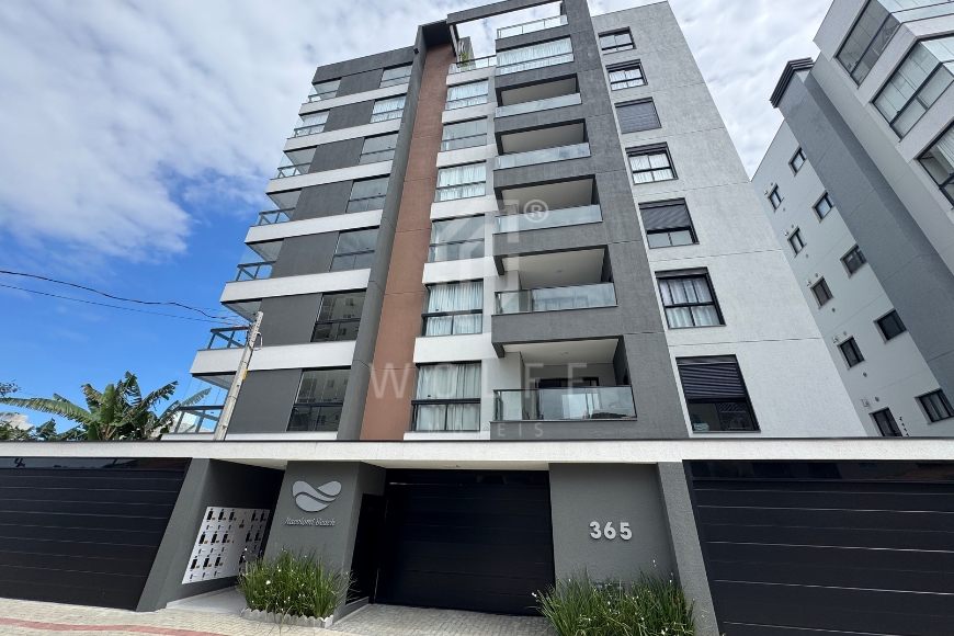 JD1687 - Apartamento com ótima localização em Balneário Piçarras/SC