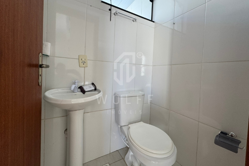 JD1697 - Sobrado na região Central de Balneário Piçarras