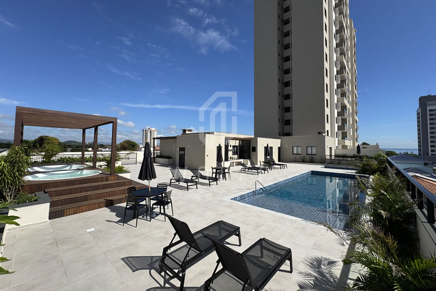 JD1707 - Apartamento Mobiliado na praia de Armação