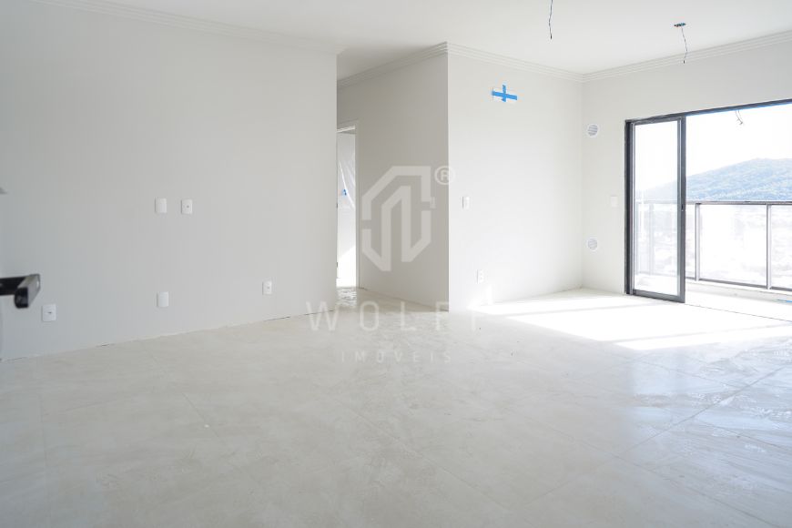 JD1711 – Apartamento de 03 dormitórios na Praia da Armação