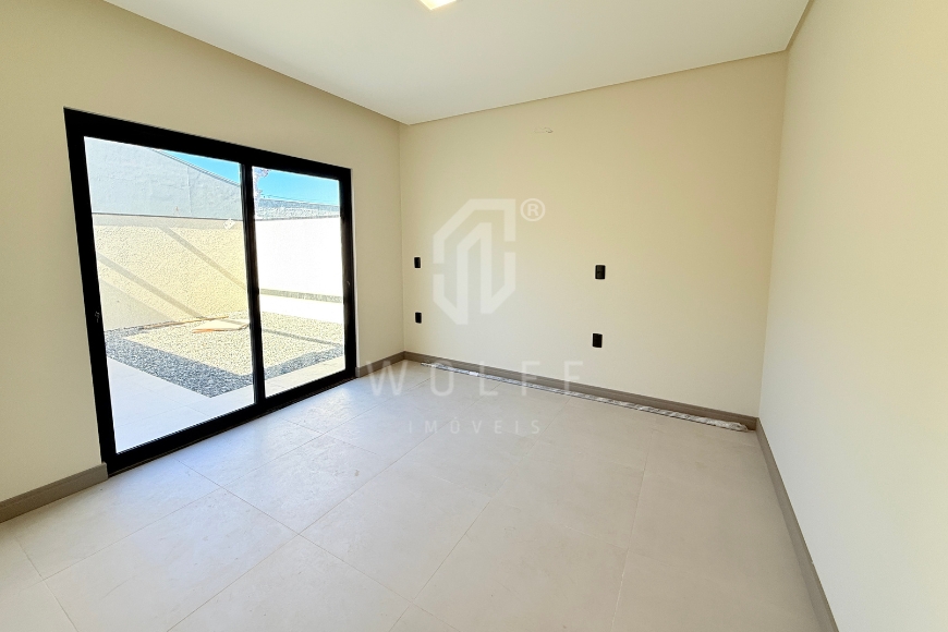 JD1717 - Casa com Espaço Gourmet nos fundos