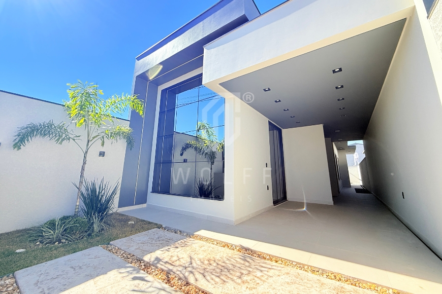 JD1717 - Casa com Espaço Gourmet nos fundos