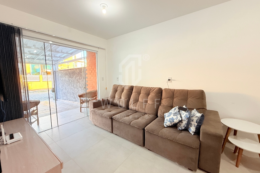 JD1719 - Casa Mobiliada com 03 dormitórios em Itajuba