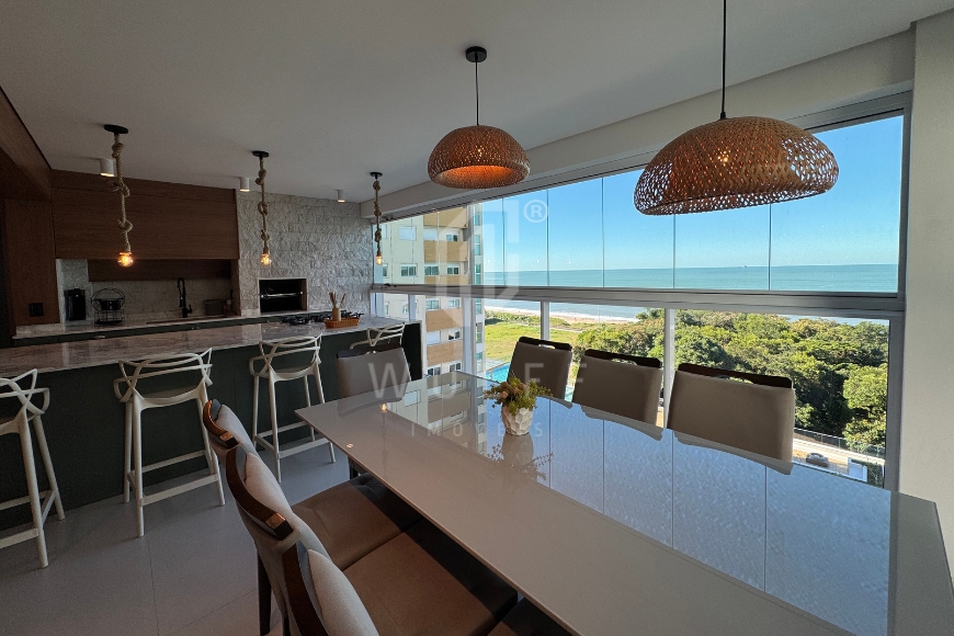 JD1724 - Apartamento Frente Mar em Balneário Piçarras/SC
