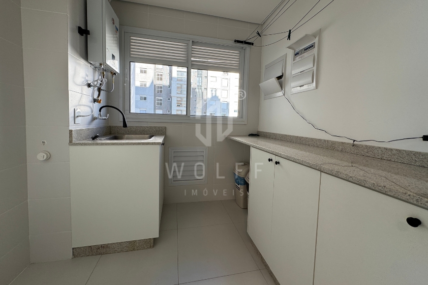 JD1724 - Apartamento Frente Mar em Balneário Piçarras/SC