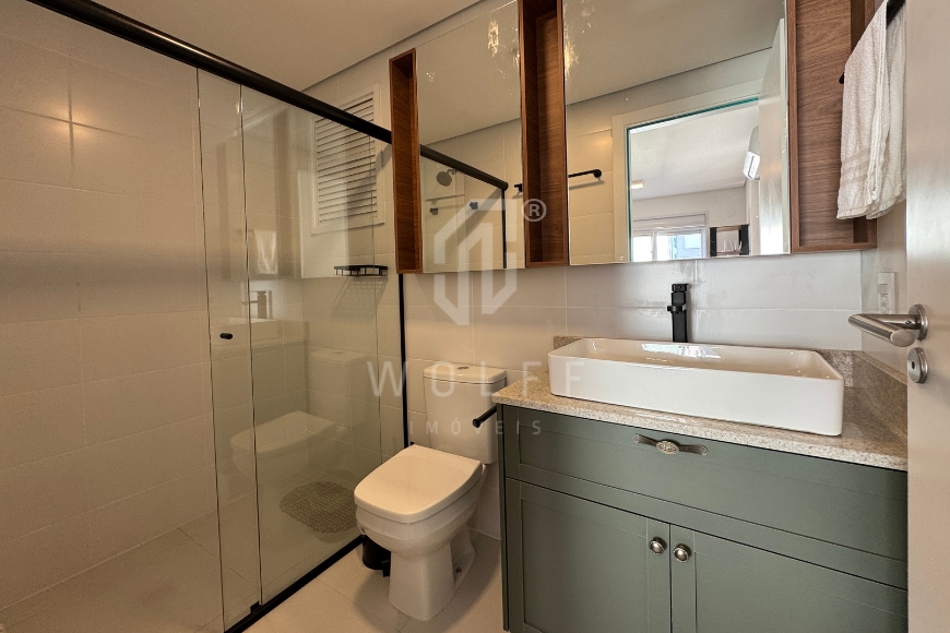 JD1724 - Apartamento Frente Mar em Balneário Piçarras/SC