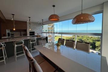 JD1724 - Apartamento Frente Mar em Balneário Piçarras/SC