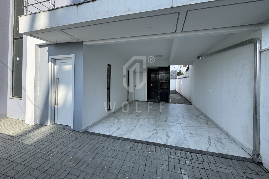 JD1726 - Sobrado no Quilombo a 130 metros da Praia