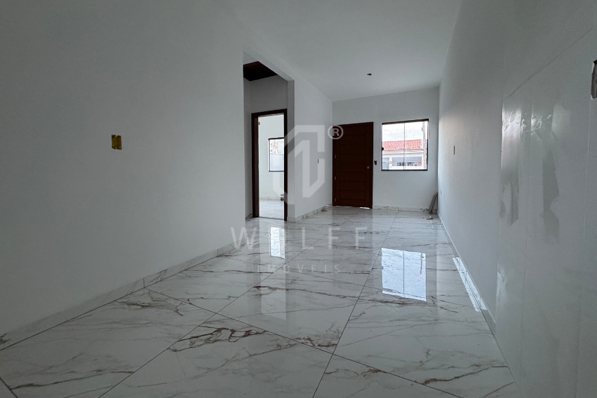 JD1735 - Casa em Ótima Localização na Quinta dos Açorianos