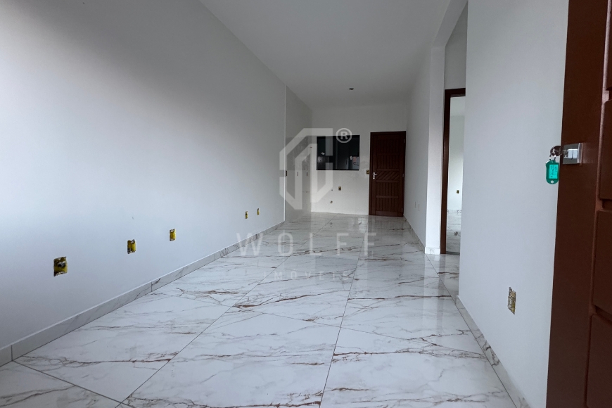 JD1736 - Casa de esquina em Ótima Localização