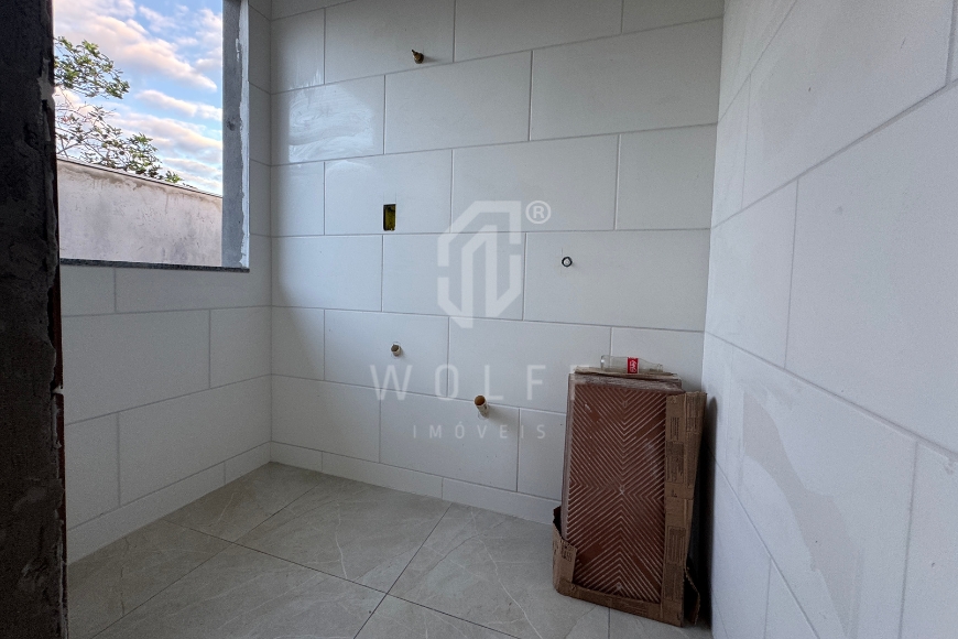 JD1739 - Casa com espaço de terreno livre na Quinta dos Açorianos