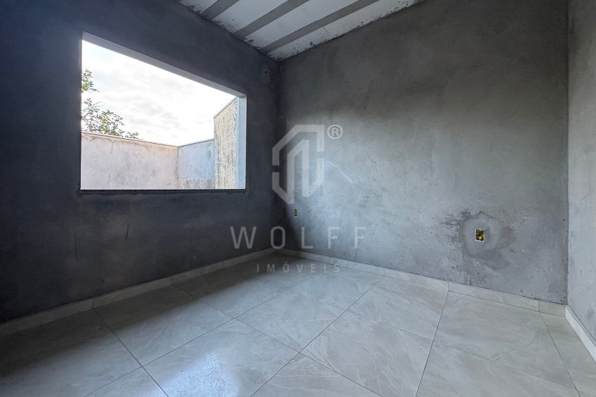 JD1739 - Casa com espaço de terreno livre na Quinta dos Açorianos