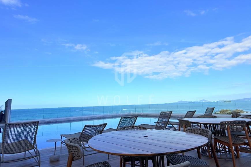 JD1744 - Apartamento em empreendimento frente mar na praia do Tabuleiro