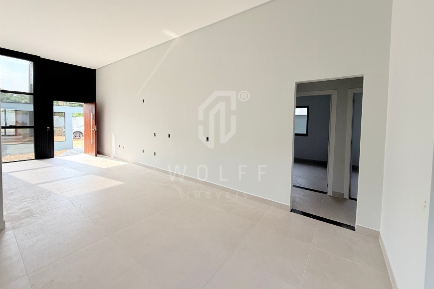 JD1745 - Casa com amplo espaço de terreno em Itajuba