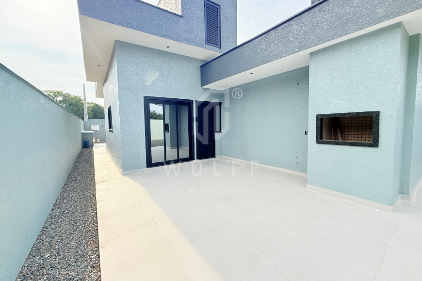JD1745 - Casa com amplo espaço de terreno em Itajuba