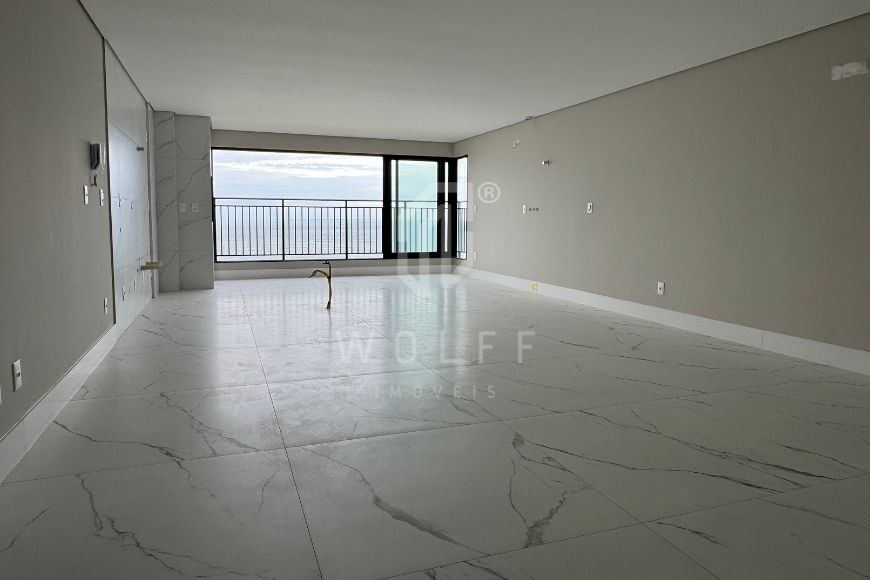 JD1748 - Apartamento com 03 Suítes na Quadra Mar