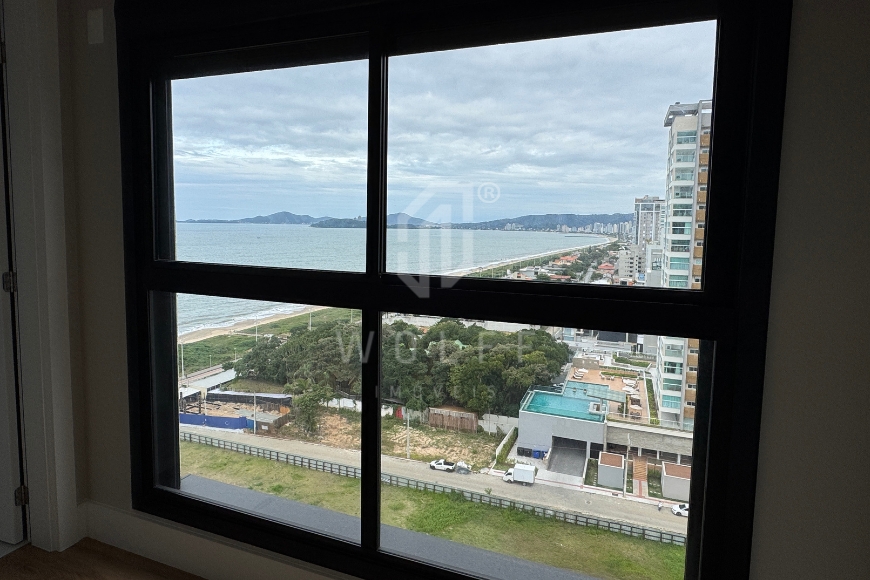 JD1748 - Apartamento com 03 Suítes na Quadra Mar