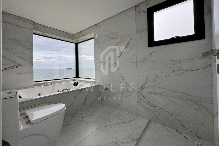 JD1748 - Apartamento com 03 Suítes na Quadra Mar