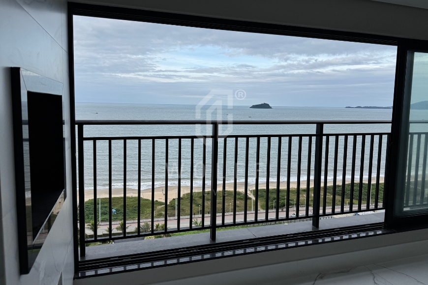 JD1748 - Apartamento com 03 Suítes na Quadra Mar